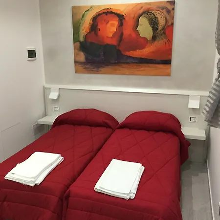 Picaflor Art & Πανσιόν Μιλάνο