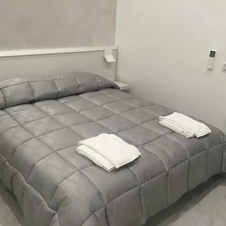Picaflor Art & 2* Milan